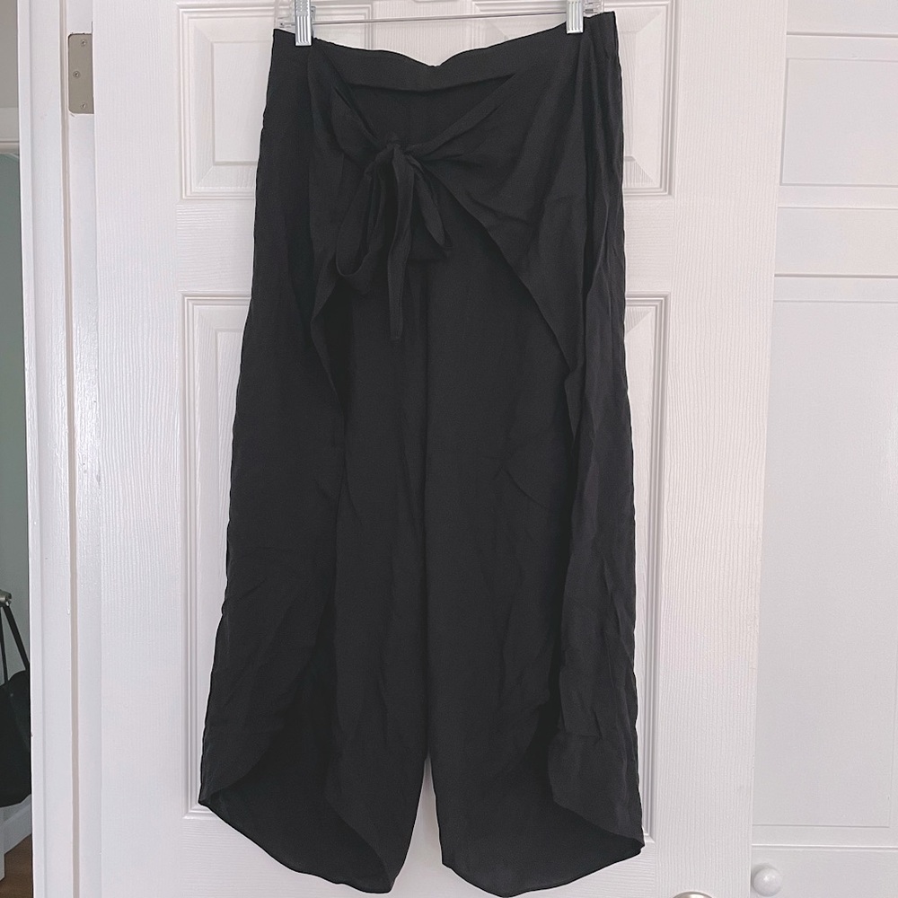 Ann Taylor Loft Beach Pants in Black
